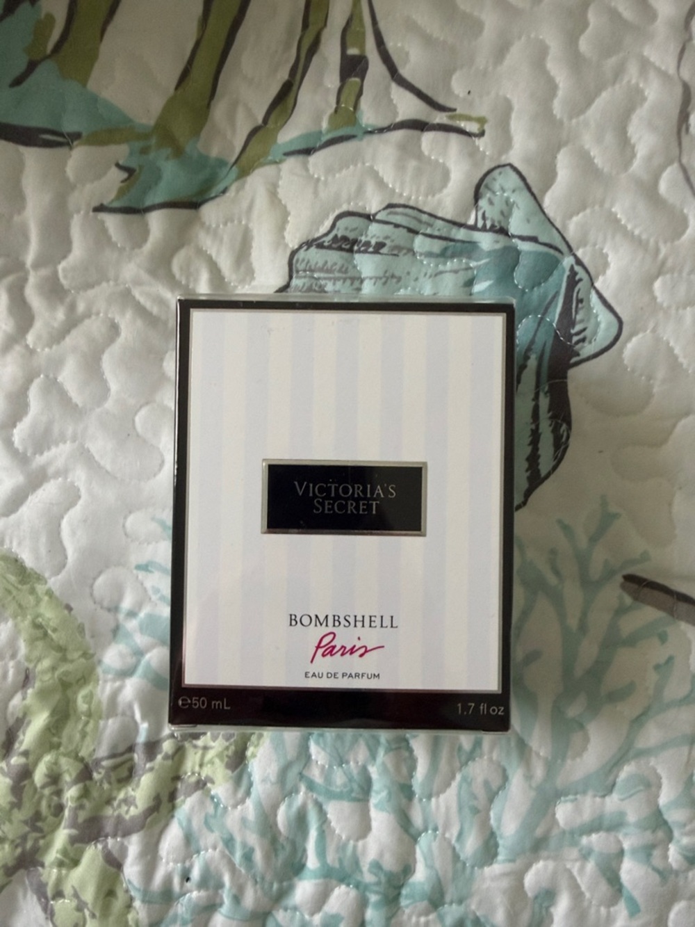 Victoria's Secret Bombshell Paris Perfume Box 1.7 oz